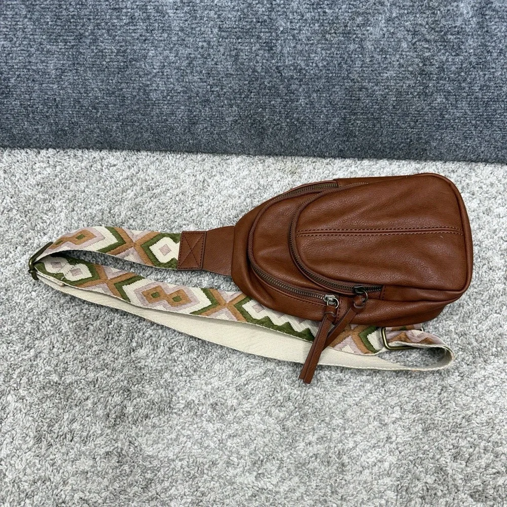 Sonoma shoulder sling bag brown Zip adjustable geometric strap crossover